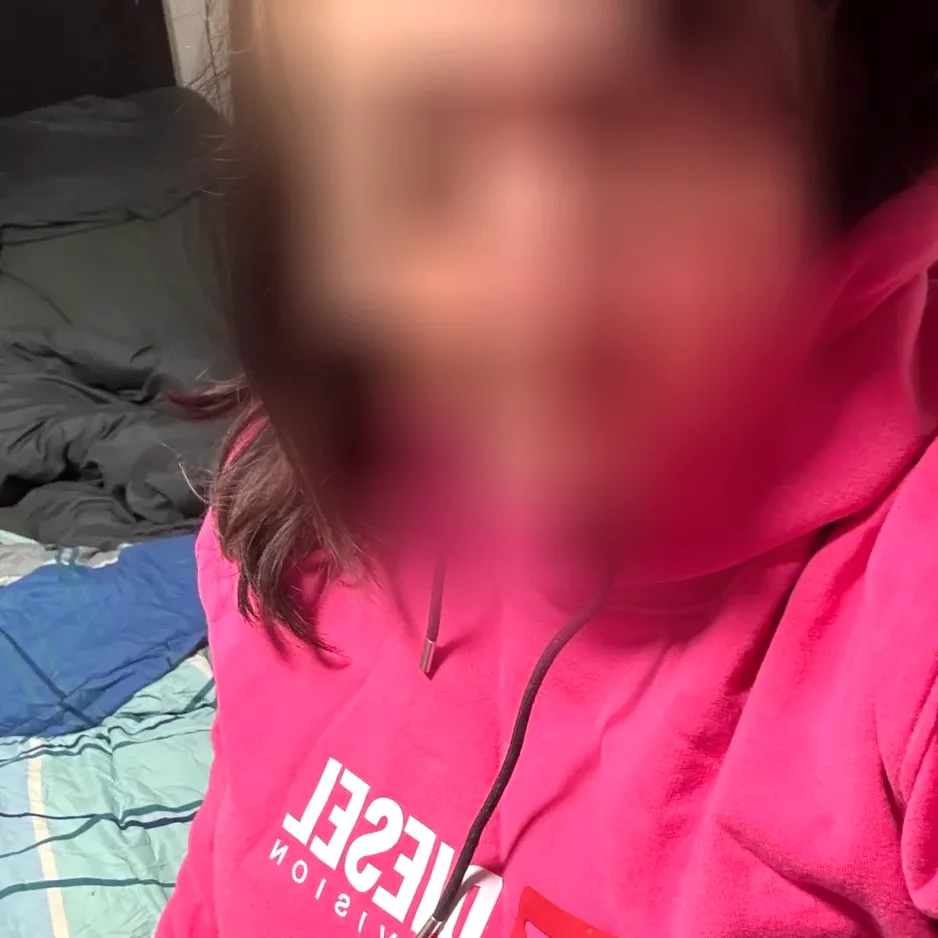 Emilie, 30