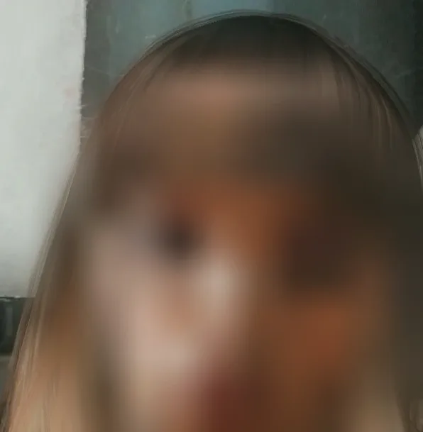 Sara, 35
